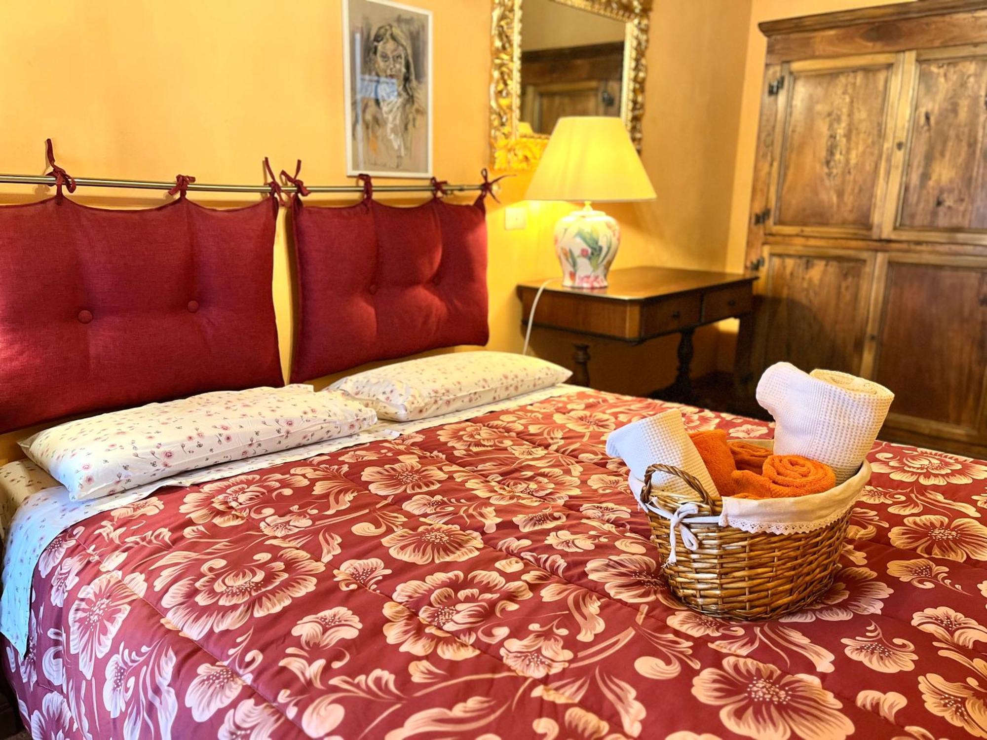 Storico Loft Nel Cuore Di ลุคคา ภายนอก รูปภาพ